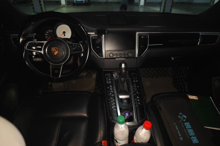 Used Porsche Macan 2016 Macan S 3.0T Center Console