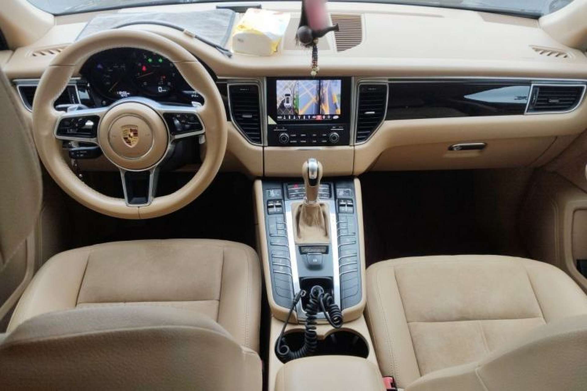 Used Porsche Macan 2016 Macan 2.0T Center Console