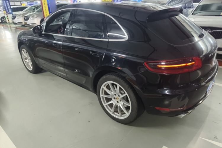 Used Porsche Macan 2016 Macan S 3.0T Exterior 2