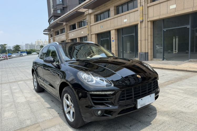 Used Porsche Macan 2016 Macan 2.0T Exterior 2