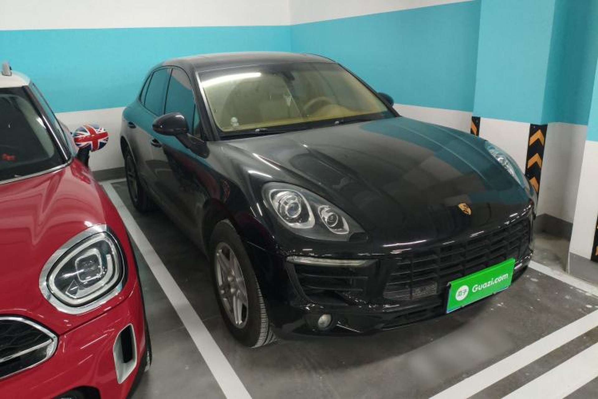 Used Porsche Macan 2016 Macan 2.0T Exterior 2