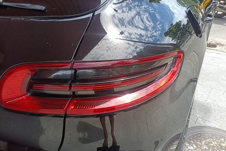 Used Porsche Macan 2016 Macan 2.0T Exterior 3