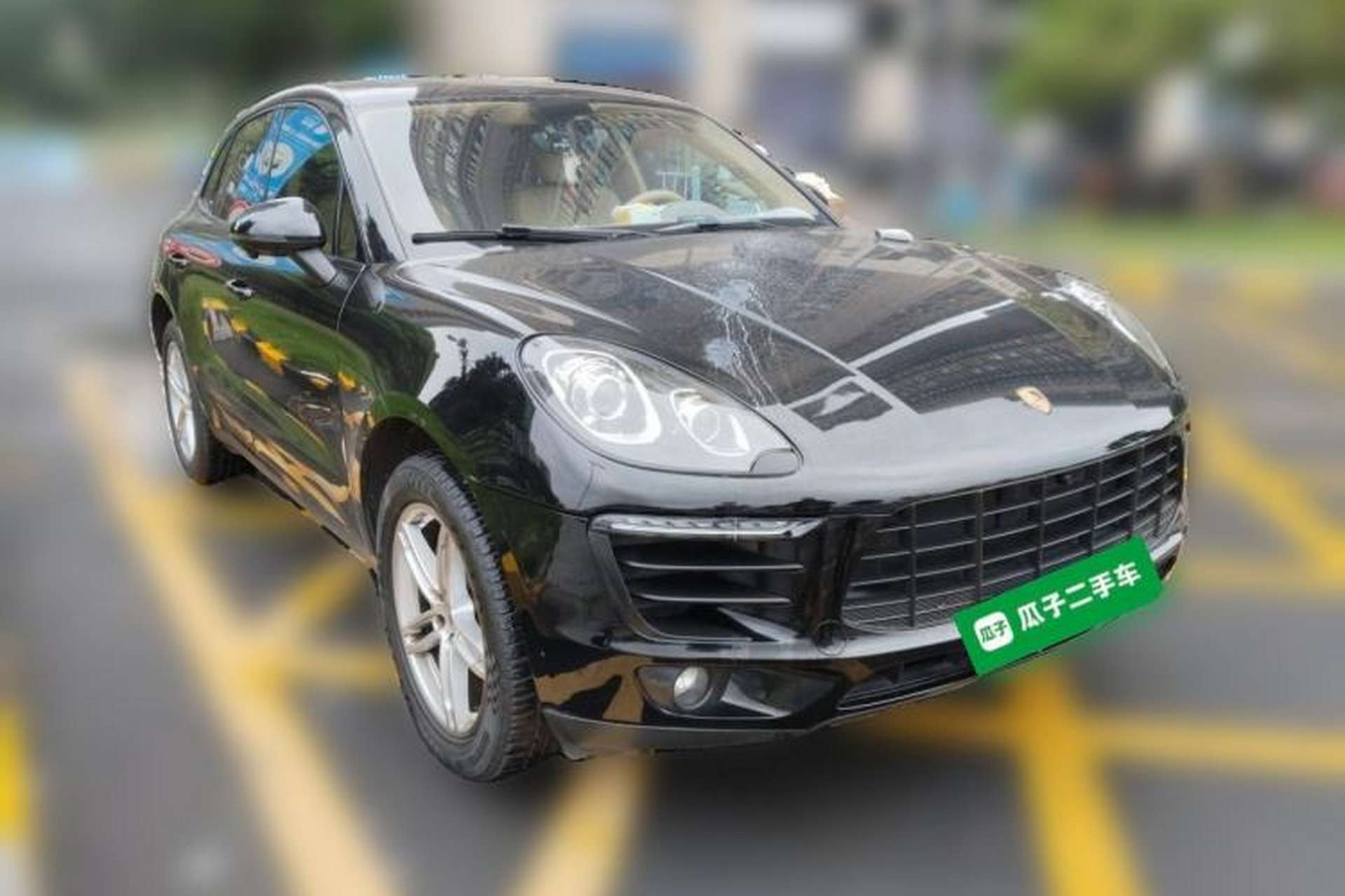 Used Porsche Macan 2016 Macan 2.0T Front Right 45 Deg