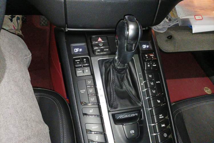 Used Porsche Macan 2016 Macan S 3.0T Gear Lever