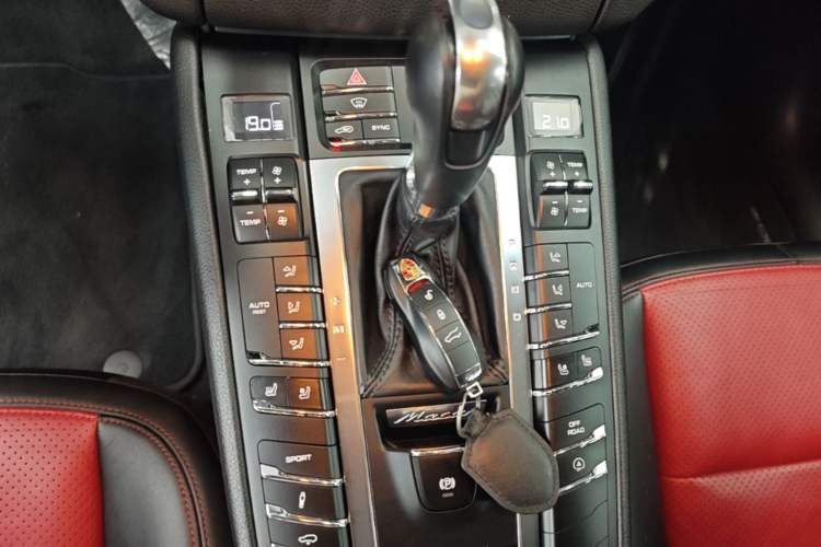 Used Porsche Macan 2016 Macan S 3.0T Gear Lever