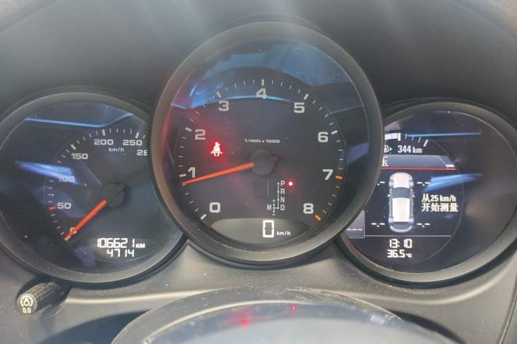 Used Porsche Macan 2016 Macan 2.0T Instrument Cluster