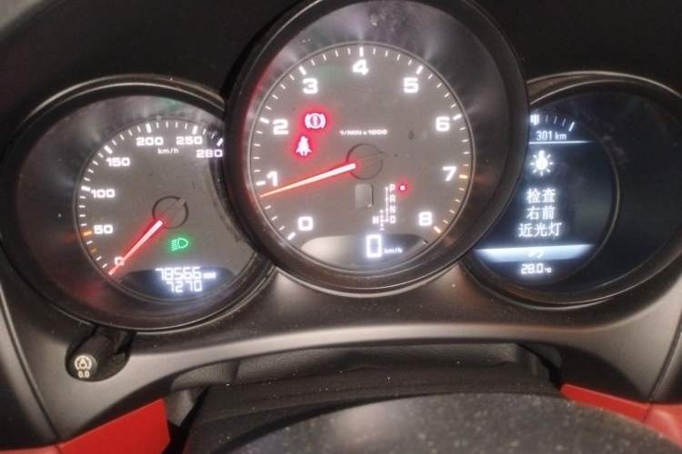 Used Porsche Macan 2016 Macan 2.0T Instrument Cluster