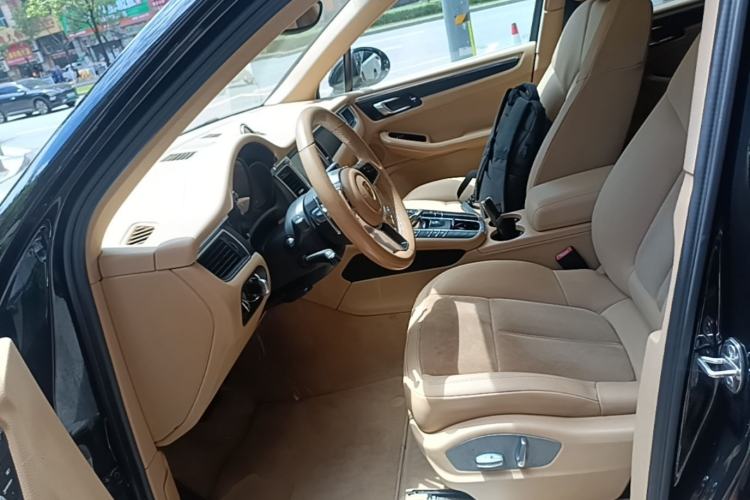 Used Porsche Macan 2016 Macan 2.0T Left Front Seat