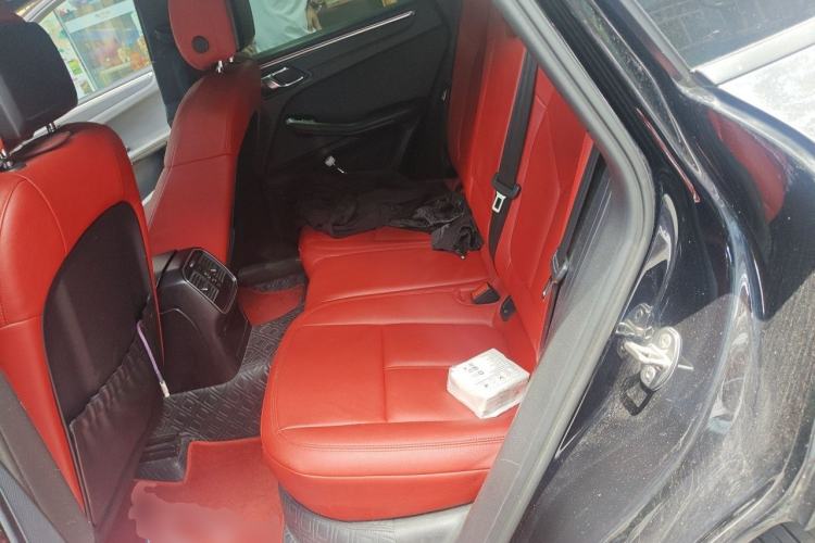 Used Porsche Macan 2016 Macan 2.0T Left Rear Seat