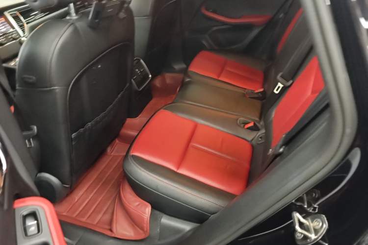 Used Porsche Macan 2016 Macan S 3.0T Left Rear Seat