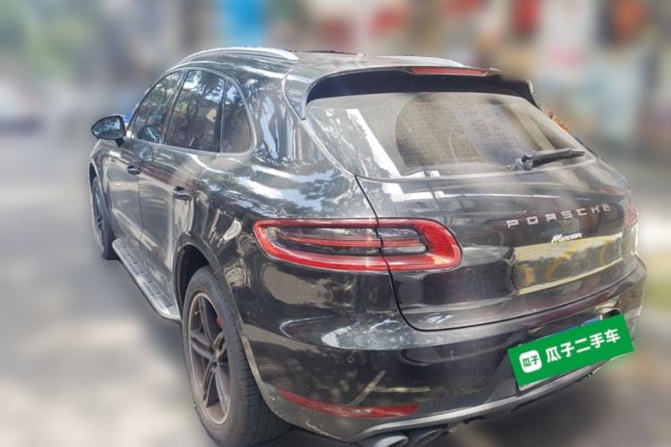 Used Porsche Macan 2016 Macan 2.0T Rear Left 45 Deg