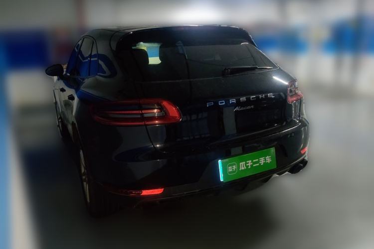 Used Porsche Macan 2016 Macan 2.0T Rear Left 45 Deg