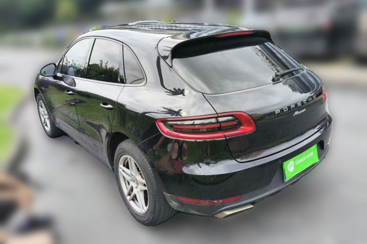 Used Porsche Macan 2016 Macan 2.0T Rear Left 45 Deg