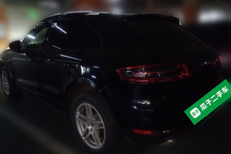 Used Porsche Macan 2016 Macan 2.0T Rear Left 45 Deg