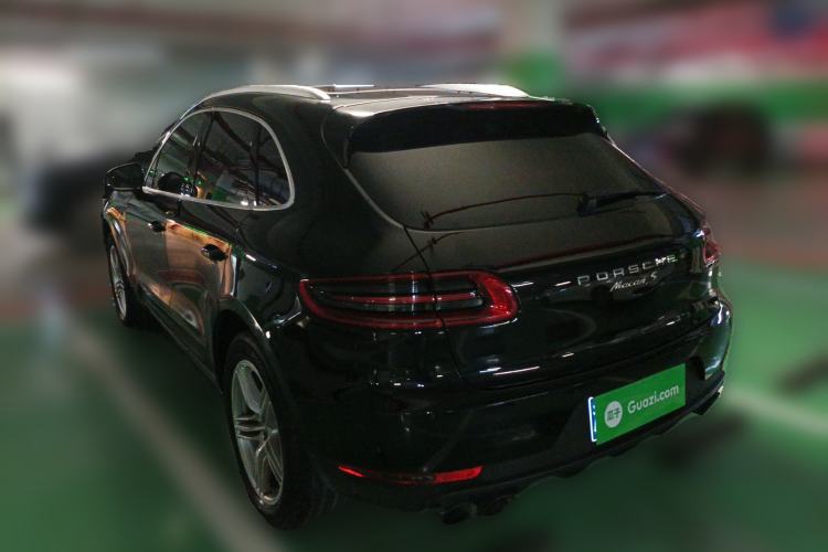Used Porsche Macan 2016 Macan S 3.0T Rear Left 45 Deg