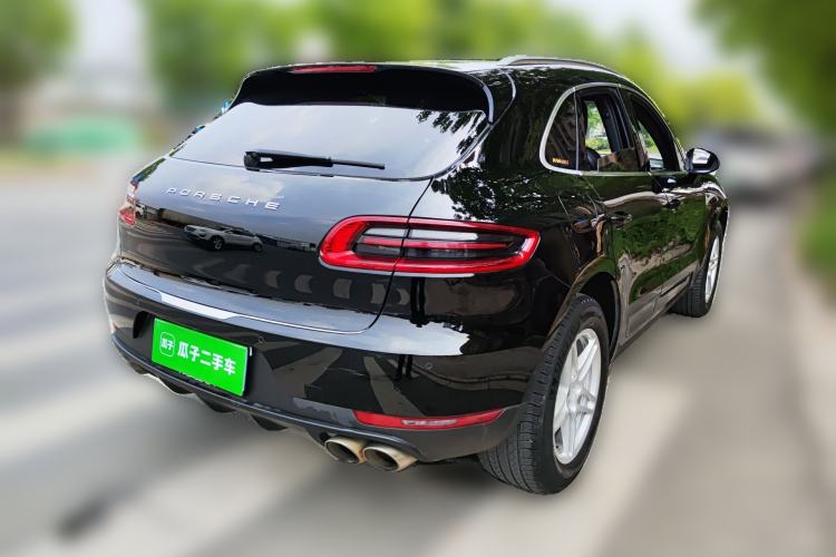 Used Porsche Macan 2016 Macan S 3.0T Rear Right 45 Deg