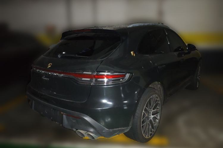 Used Porsche Macan 2016 Macan 2.0T Rear Right 45 Deg
