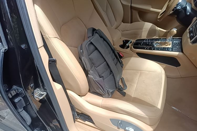 Used Porsche Macan 2016 Macan 2.0T Right Front Seat