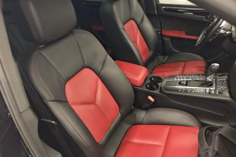 Used Porsche Macan 2016 Macan S 3.0T Right Front Seat