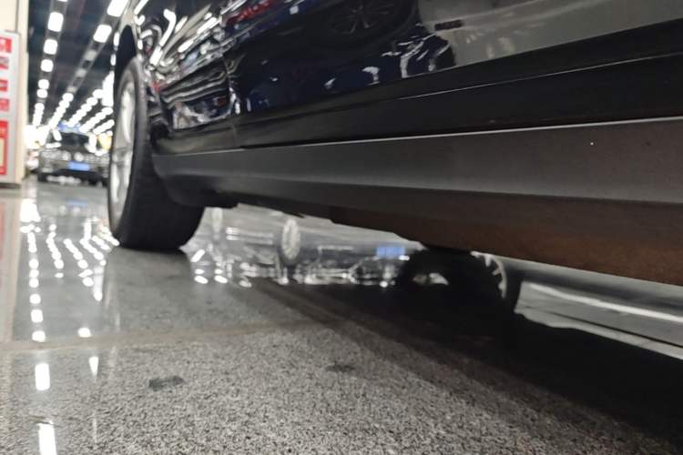 Used Porsche Macan 2016 Macan S 3.0T Right Side Sill