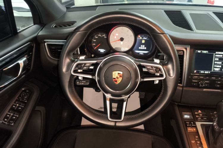 Used Porsche Macan 2016 Macan S 3.0T Steering Wheel