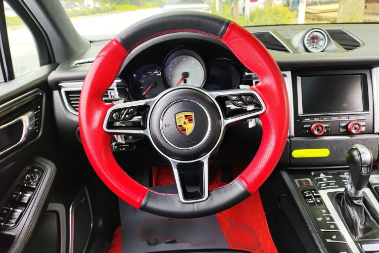 Used Porsche Macan 2016 Macan S 3.0T Steering Wheel