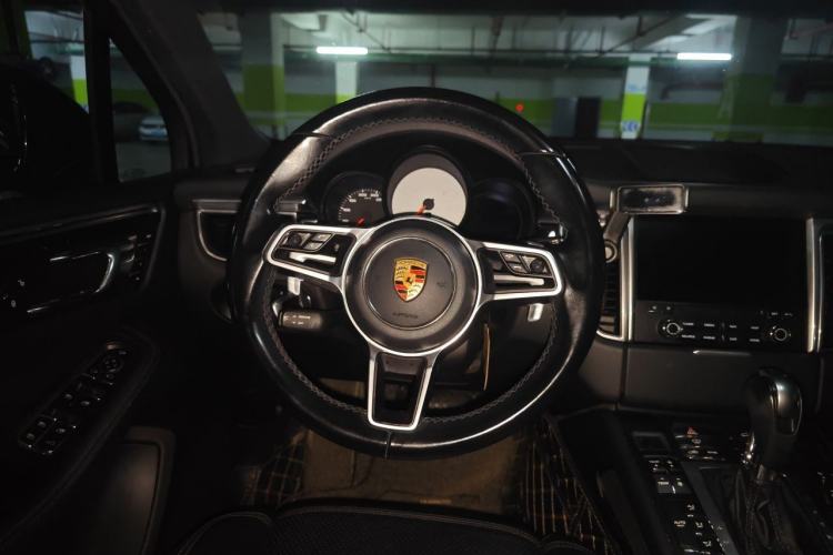 Used Porsche Macan 2016 Macan S 3.0T Steering Wheel
