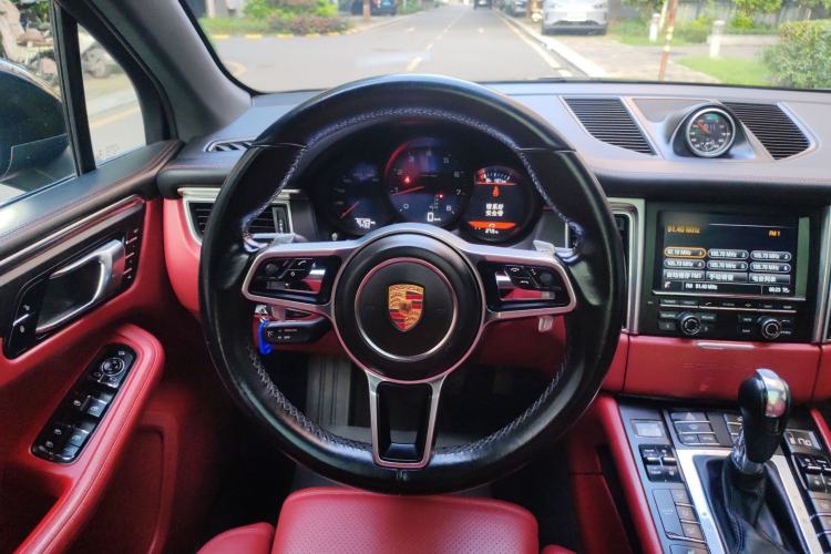Used Porsche Macan 2016 Macan 2.0T Steering Wheel