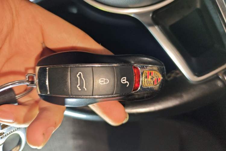 Used Porsche Macan 2016 Macan 2.0T Vehicle Key