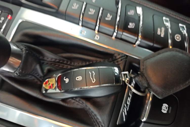 Used Porsche Macan 2016 Macan S 3.0T Vehicle Key