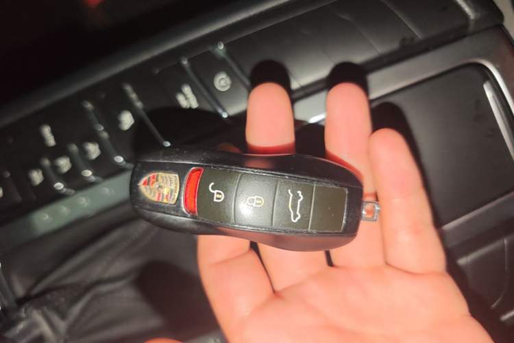 Used Porsche Macan 2016 Macan S 3.0T Vehicle Key