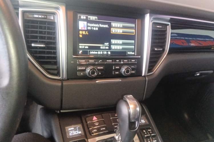 Used Porsche Macan 2016 Macan S 3.0T Audio And AC Panel