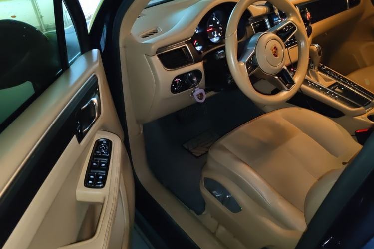 Used Porsche Macan 2016 Macan 2.0T Driver Seat