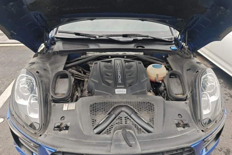 Used Porsche Macan 2016 Macan S 3.0T Engine Bay