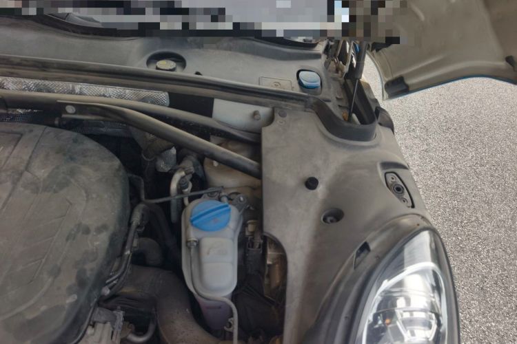 Used Porsche Macan 2016 Macan 2.0T Engine Bay Left