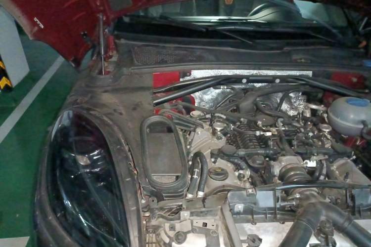 Used Porsche Macan 2016 Macan S 3.0T Engine Bay Right