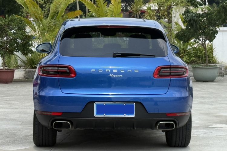 Used Porsche Macan 2016 Macan 2.0T Exterior 2