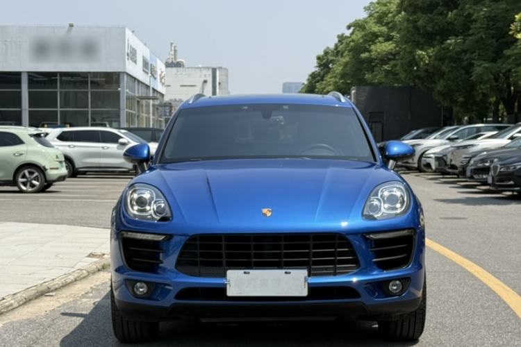 Used Porsche Macan 2016 Macan 2.0T Exterior 6
