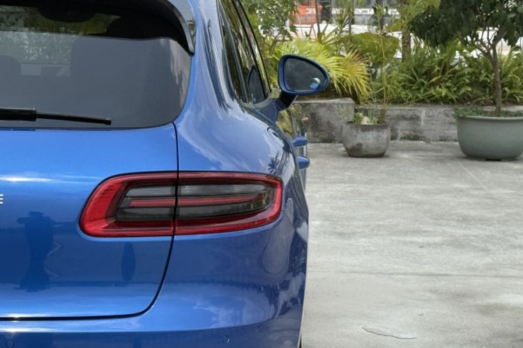 Used Porsche Macan 2016 Macan 2.0T Exterior 7