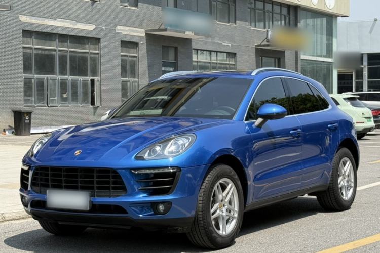 Used Porsche Macan 2016 Macan 2.0T Exterior 8