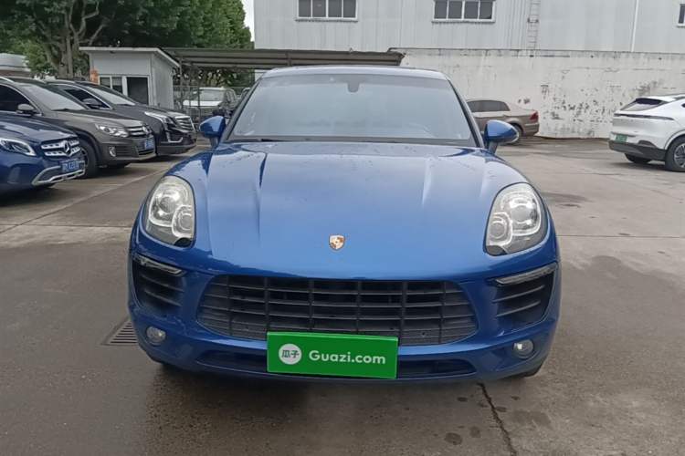 Used Porsche Macan 2016 Macan 2.0T Front