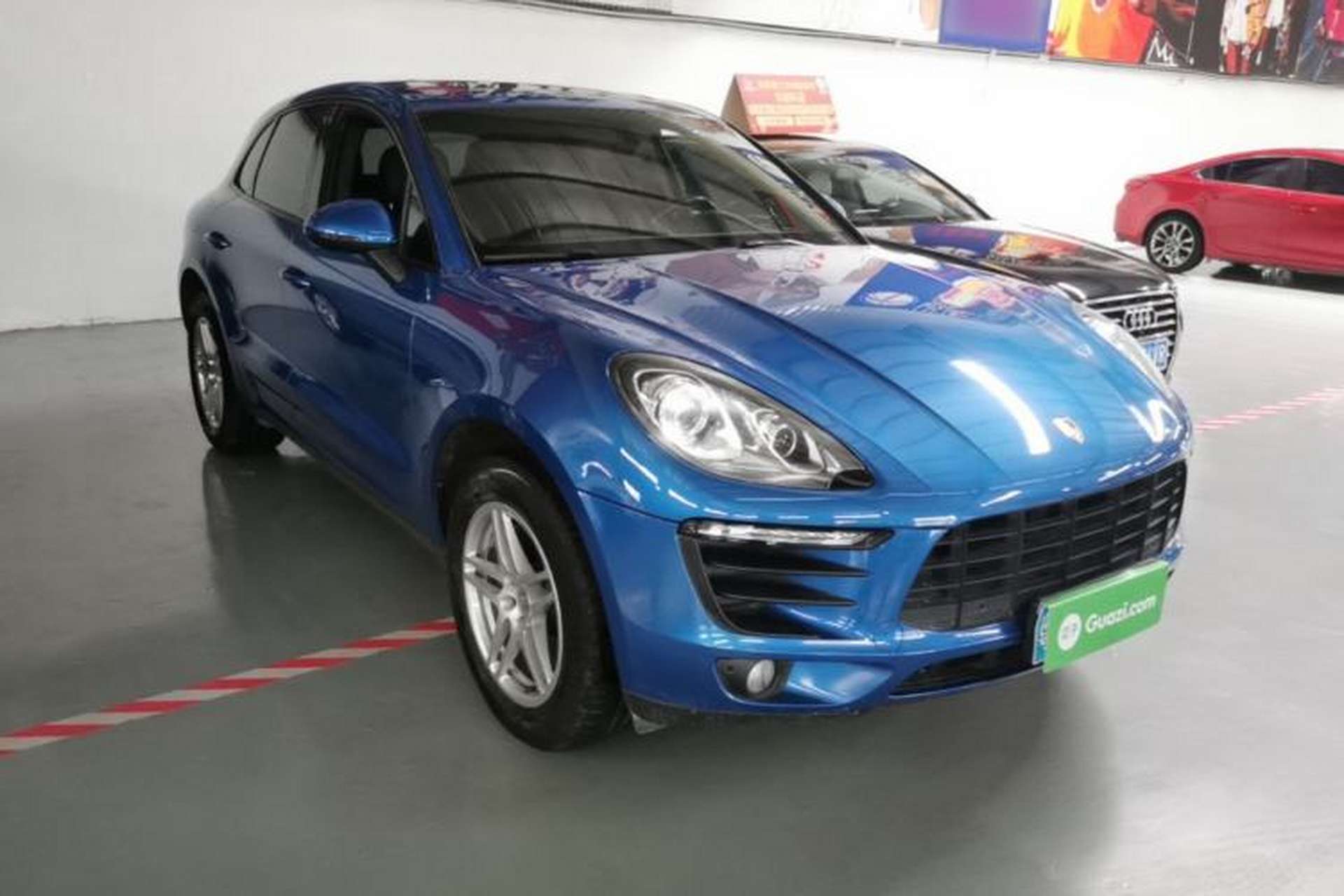 Used Porsche Macan 2016 Macan 2.0T Front Right 45 Deg