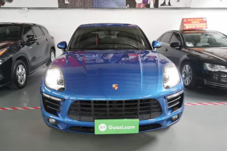 Used Porsche Macan 2016 Macan 2.0T Front