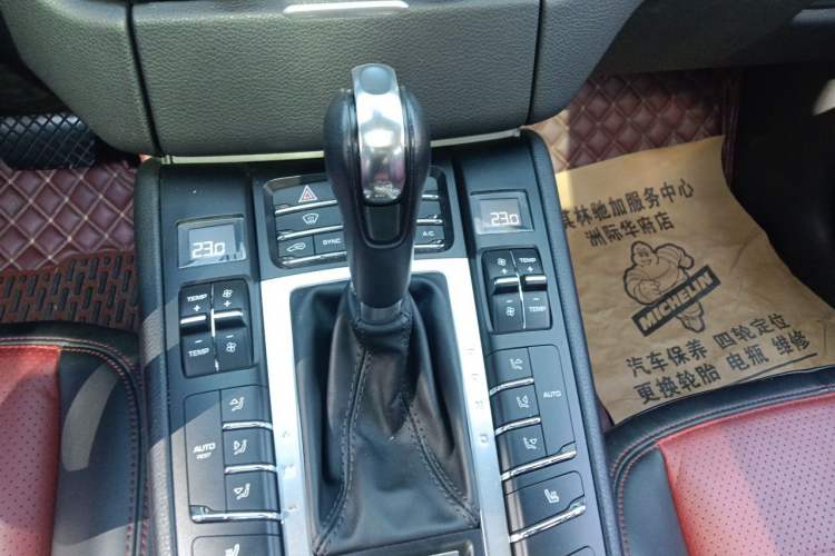 Used Porsche Macan 2016 Macan 2.0T Gear Lever