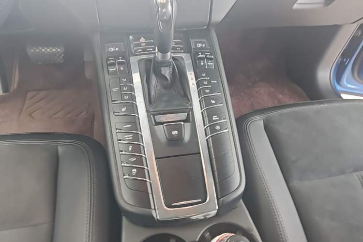 Used Porsche Macan 2016 Macan S 3.0T Gear Lever