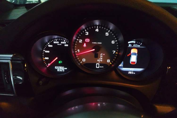 Used Porsche Macan 2016 Macan S 3.0T Instrument Cluster