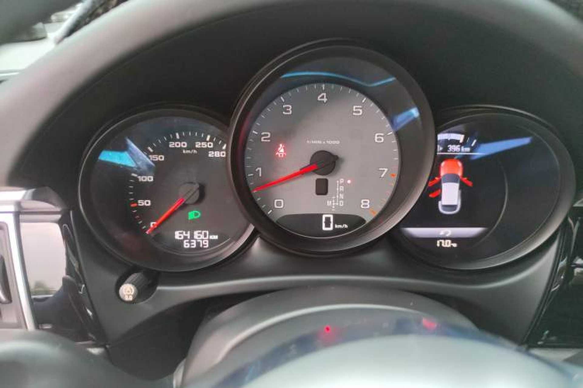 Used Porsche Macan 2016 Macan S 3.0T Instrument Cluster