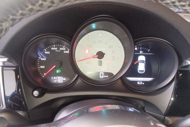 Used Porsche Macan 2016 Macan S 3.0T Instrument Cluster