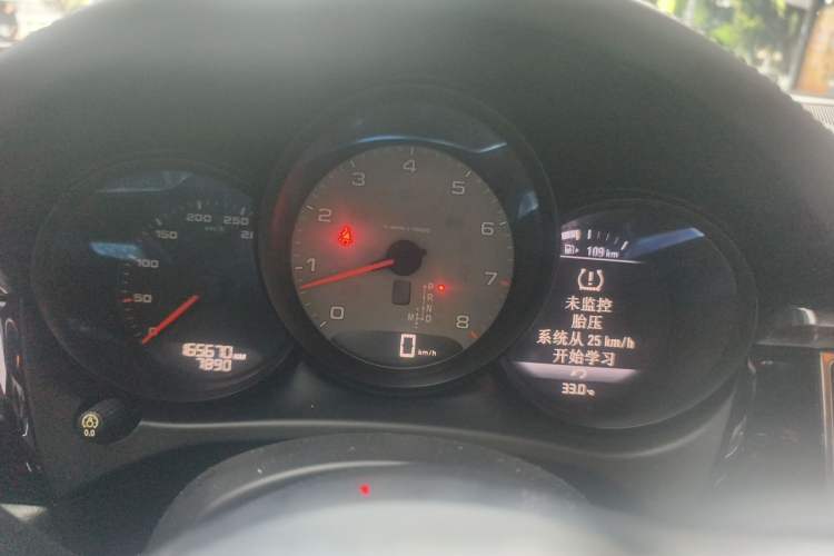 Used Porsche Macan 2016 Macan S 3.0T Instrument Cluster