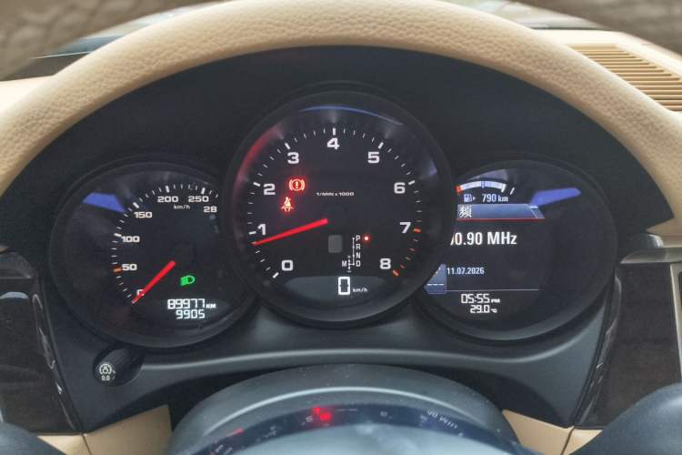 Used Porsche Macan 2016 Macan 2.0T Instrument Cluster
